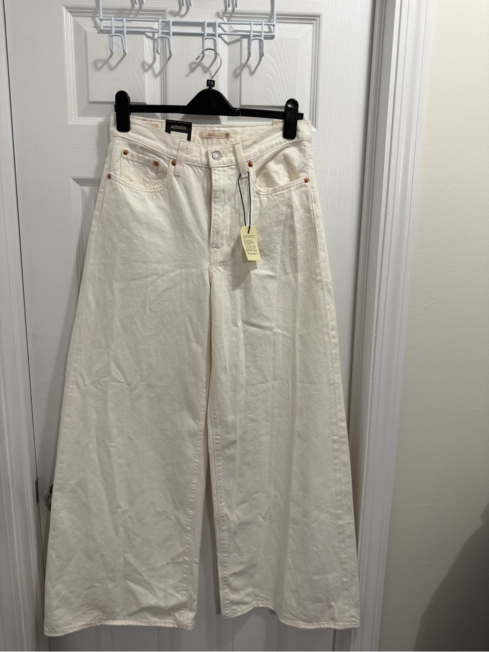NWT Levi's Premium XL Flood Wide-Leg Jeans 27/32 White